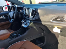 Chrysler Pacifica Pinnacle FWD 2026