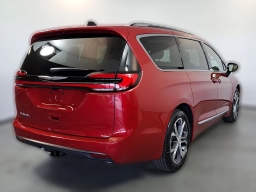 Chrysler Pacifica Pinnacle FWD 2026