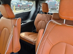 Chrysler Pacifica Pinnacle FWD 2026