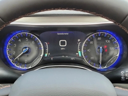 Chrysler Pacifica Pinnacle FWD 2026