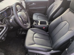 Chrysler Pacifica Select AWD 2026