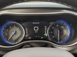 Chrysler Pacifica Select AWD 2026