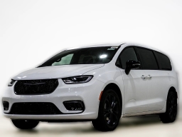 Chrysler Pacifica Select AWD 2026