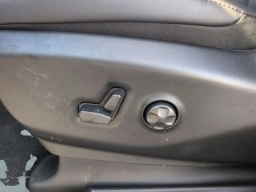 Chrysler Pacifica Select AWD 2026