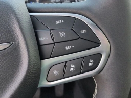 Chrysler Pacifica Select AWD 2026