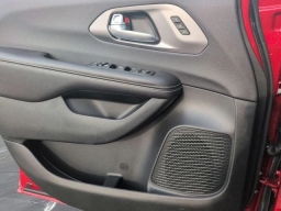 Chrysler Pacifica Select AWD 2026