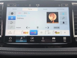 Chrysler Pacifica Select AWD 2026