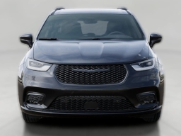 Chrysler Pacifica Select AWD 2026