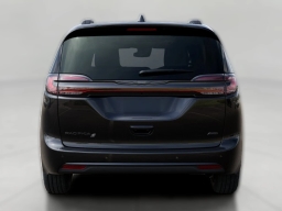 Chrysler Pacifica Select AWD 2026