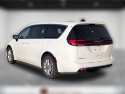 Chrysler Pacifica Select AWD 2026