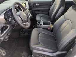 Chrysler Pacifica Select AWD 2026