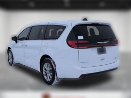 Chrysler Pacifica Limited AWD 2026