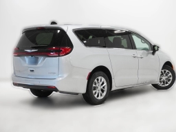 Chrysler Pacifica Limited AWD 2026