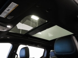 Chrysler Pacifica Limited AWD 2026