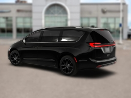 Chrysler Pacifica Limited AWD 2026