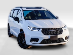Chrysler Pacifica Limited AWD 2026