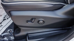 Chrysler Pacifica Limited AWD 2026