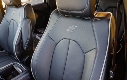 Chrysler Pacifica Limited AWD 2026