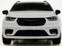 Chrysler Pacifica Limited AWD 2026