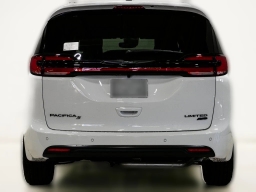 Chrysler Pacifica Limited AWD 2026