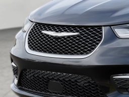 Chrysler Pacifica Pinnacle AWD 2026