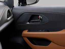 Chrysler Pacifica Pinnacle AWD 2026