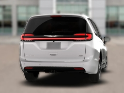 Chrysler Pacifica Pinnacle AWD 2026