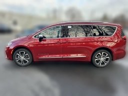 Chrysler Pacifica Pinnacle AWD 2026