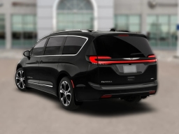 Chrysler Pacifica Pinnacle AWD 2026