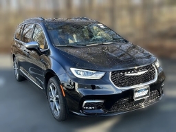 Chrysler Pacifica Pinnacle AWD 2026