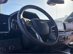 Chevrolet Silverado 1500 LT 4WD Crew Cab 147" 2025