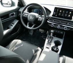 Honda Civic Sedan Hybrid Sport Touring CVT 2026