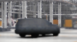 Toyota RAV4 LE FWD (Natl) 2026