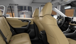 Toyota RAV4 XLE Premium FWD (Natl) 2025