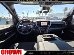 Ram 1500 Express 4x2 Crew Cab 5'7" Box 2026