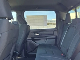 Ram 1500 Express 4x2 Crew Cab 5'7" Box 2026