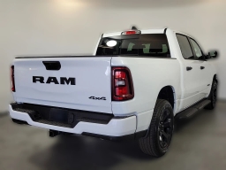 Ram 1500 Express 4x4 Crew Cab 5'7" Box 2026