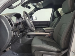 Ram 1500 Express 4x4 Crew Cab 5'7" Box 2026