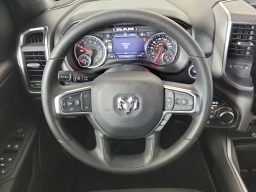 Ram 1500 Express 4x4 Crew Cab 5'7" Box 2026