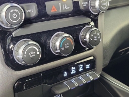 Ram 1500 Express 4x4 Crew Cab 5'7" Box 2026