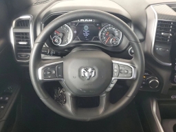 Ram 1500 Express 4x4 Crew Cab 5'7" Box 2026