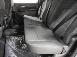 Ram 1500 Express 4x4 Crew Cab 5'7" Box 2026