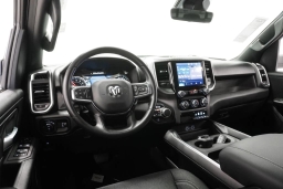 Ram 1500 Express 4x4 Crew Cab 5'7" Box 2026