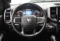 Ram 1500 Express 4x4 Crew Cab 5'7" Box 2026