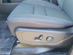 Ram 1500 Big Horn 4x4 Crew Cab 5'7" Box 2026