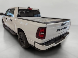 Ram 1500 Express 4x4 Crew Cab 5'7" Box 2026