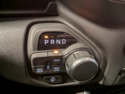 Ram 1500 Express 4x4 Crew Cab 5'7" Box 2026