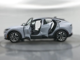 Ford Mustang Mach-E Select RWD 2026