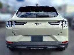 Ford Mustang Mach-E Select RWD 2026