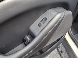 Ford Mustang Mach-E Select RWD 2026